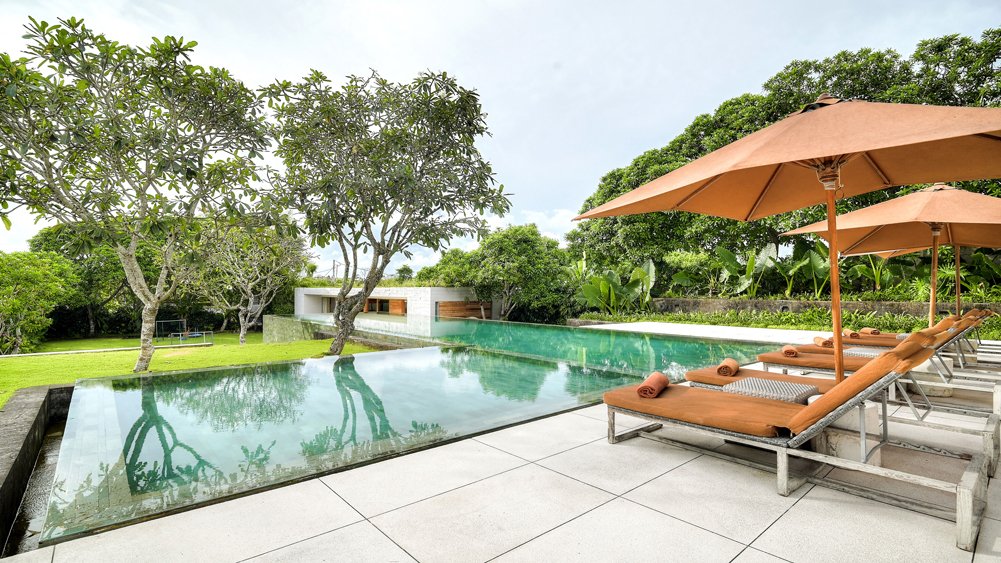 The Iman Villa - Modern tropical retreat